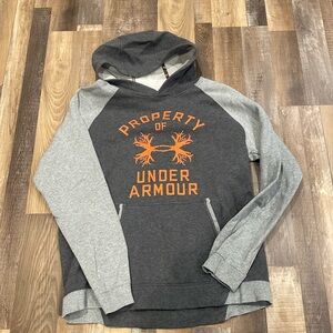 Under Armour sweatshirt